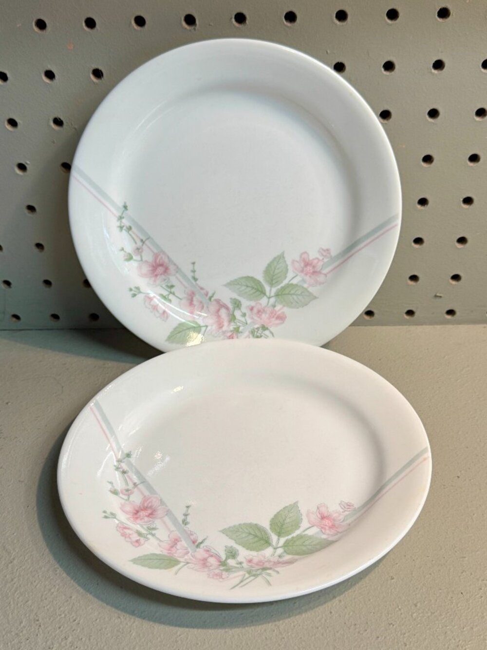 Vintage Corelle Rosemarie 8.5" Lunch Salad Plates Pink Floral - Set of 2